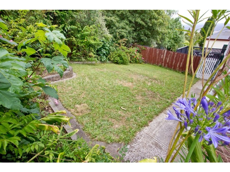 2/2 Wattle Way, Trevallyn TAS 7250