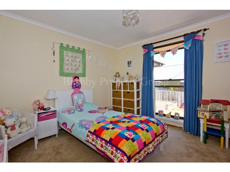 4 Sculthorpe Place, Norwood TAS 7250