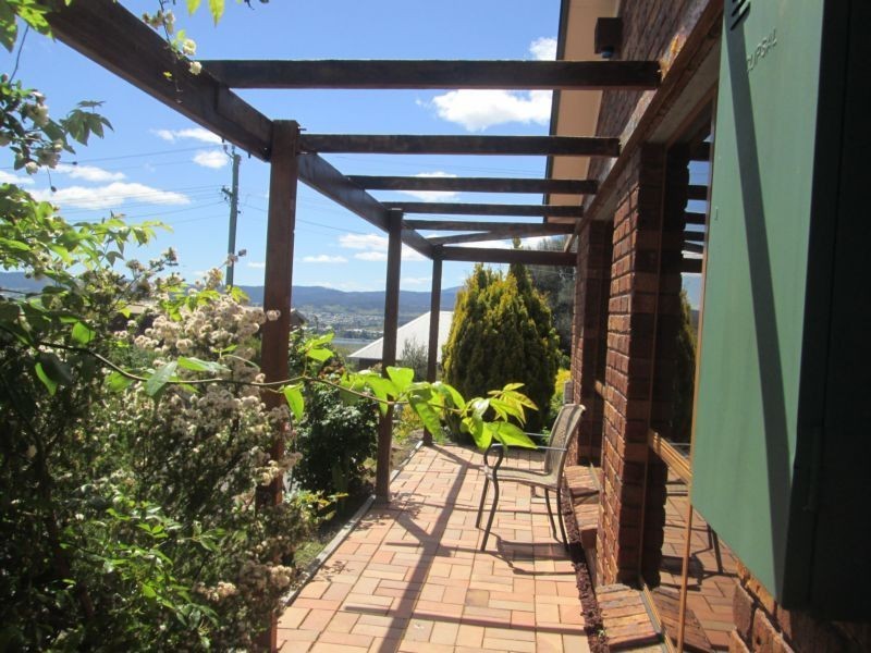 1/42 Grinter, Riverside TAS 7250