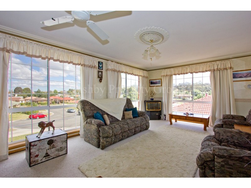 8 Kate Place, Summerhill TAS 7250