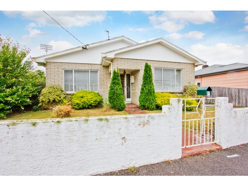 30 Verdun Street, Mowbray TAS 7248