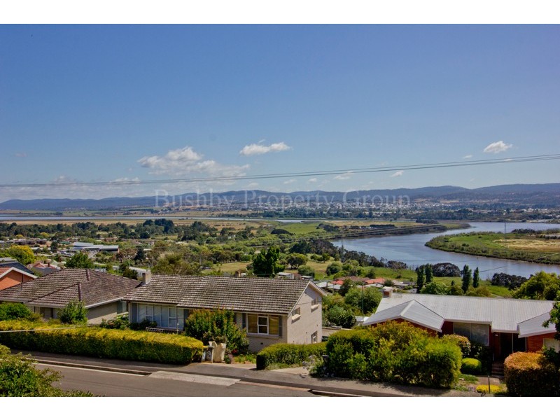 19 Newlands Street, Trevallyn TAS 7250