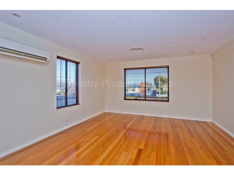 25 Clare Street, Mowbray TAS 7248