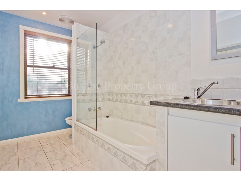 25 Clare Street, Mowbray TAS 7248