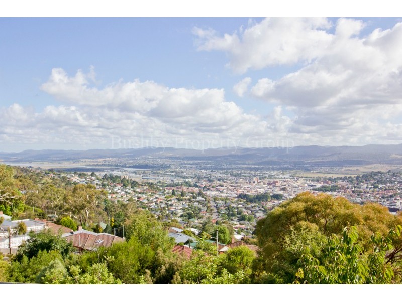 12 Matthew Place, West Launceston TAS 7250