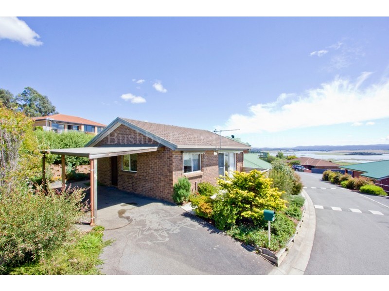14 Winifred Circle, Riverside TAS 7250
