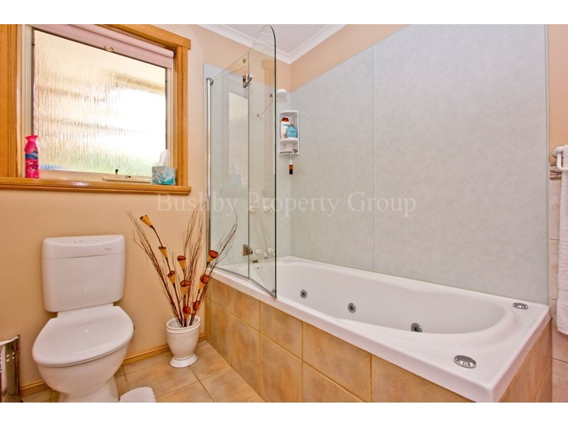 28 Piper Avenue, Youngtown TAS 7249