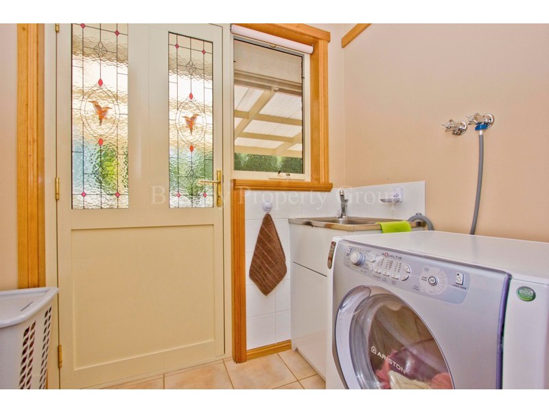 28 Piper Avenue, Youngtown TAS 7249