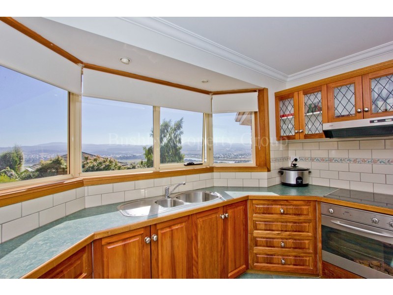 4 Tennyson Drive, Riverside TAS 7250