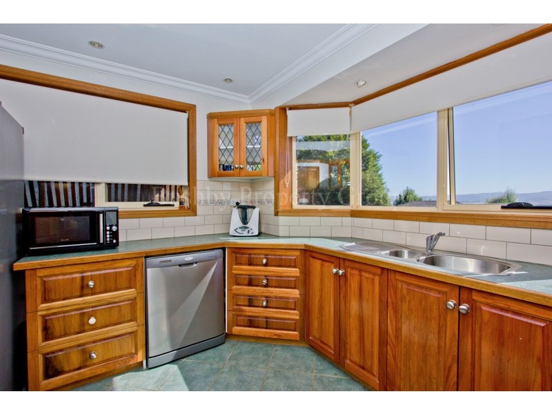4 Tennyson Drive, Riverside TAS 7250