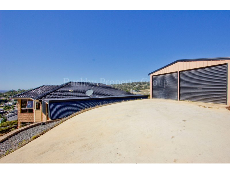 4 Tennyson Drive, Riverside TAS 7250