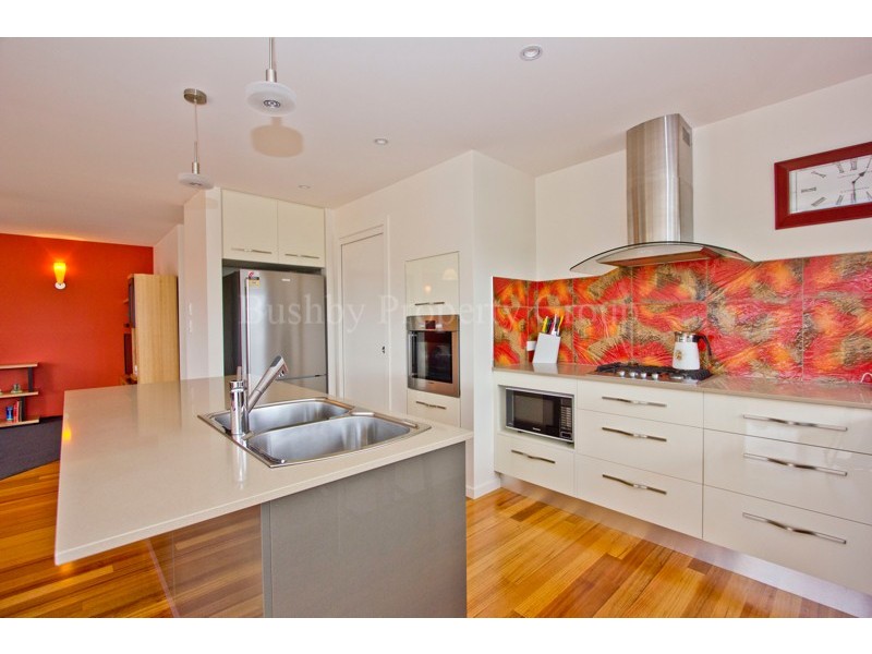 1 Bensemann Court, Trevallyn TAS 7250