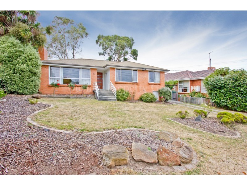 27 Outram Street, West Launceston TAS 7250