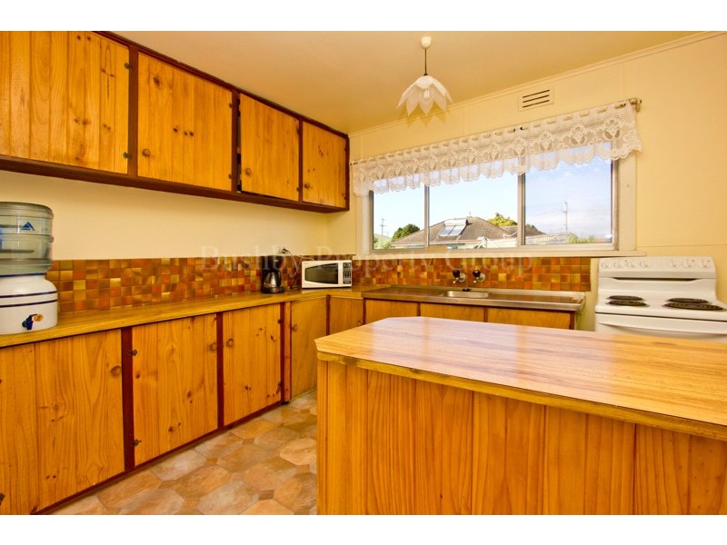 6 Trueman Crescent, Mowbray TAS 7248