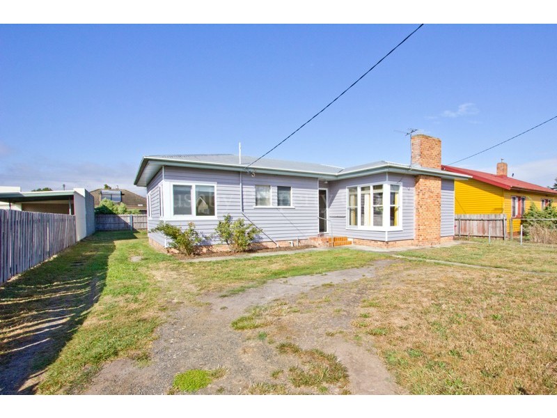 6 Trueman Crescent, Mowbray TAS 7248