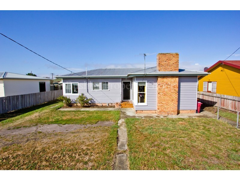 6 Trueman Crescent, Mowbray TAS 7248