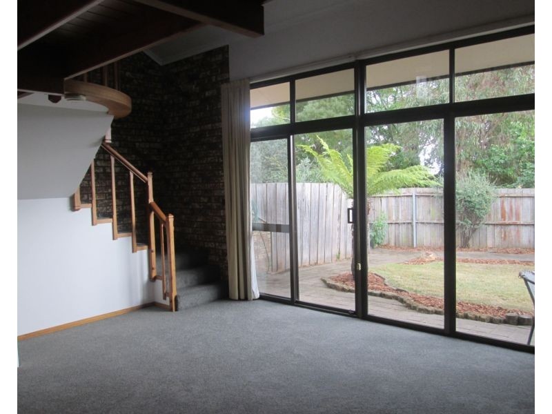 1/18 Olive Street, Newstead TAS 7250