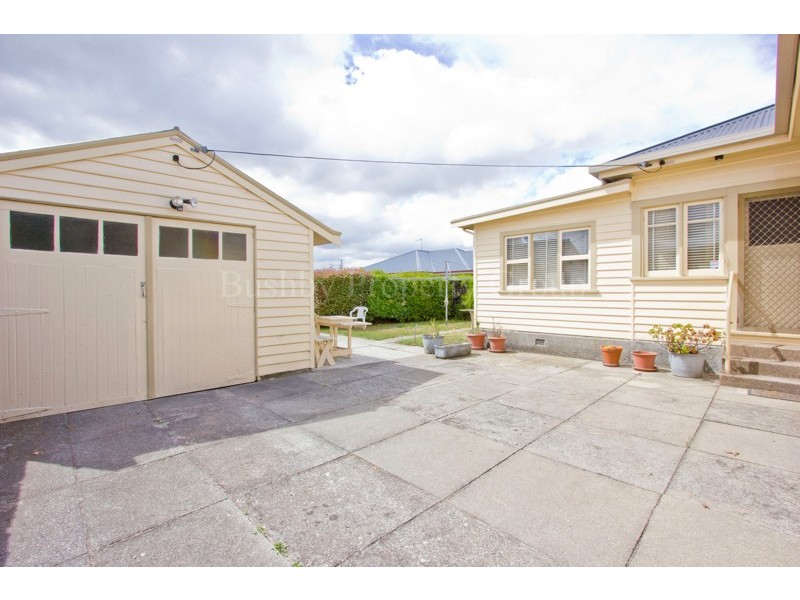 6 Birdwood Street, Mowbray TAS 7248