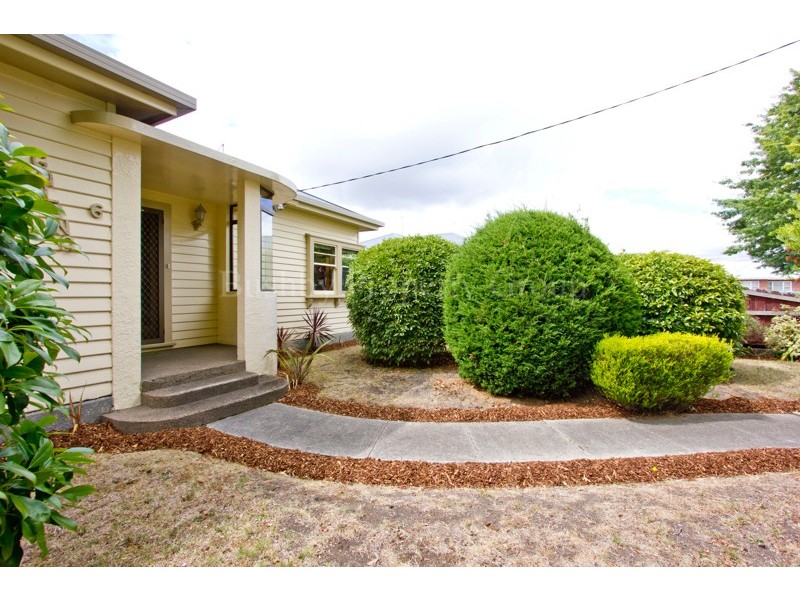 6 Birdwood Street, Mowbray TAS 7248