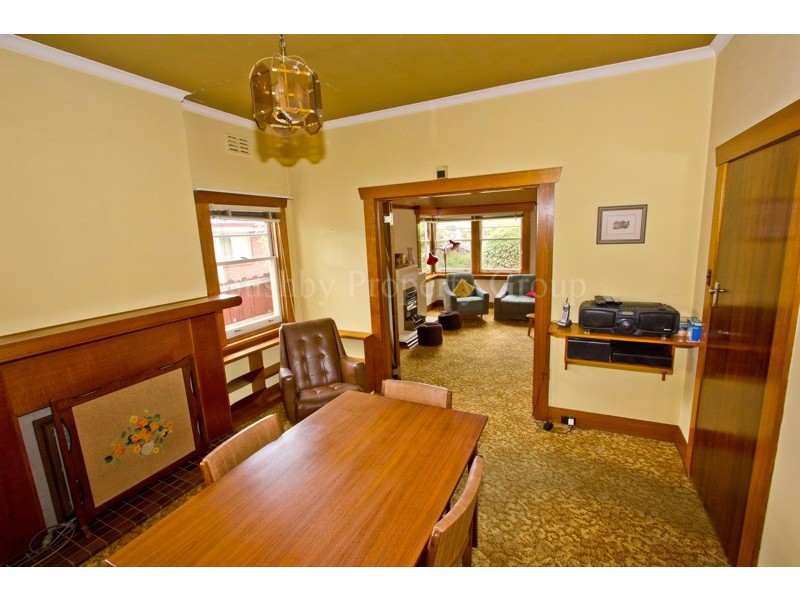 6 Birdwood Street, Mowbray TAS 7248