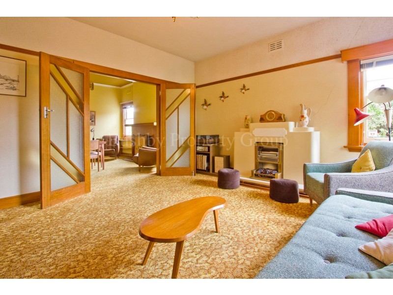 6 Birdwood Street, Mowbray TAS 7248