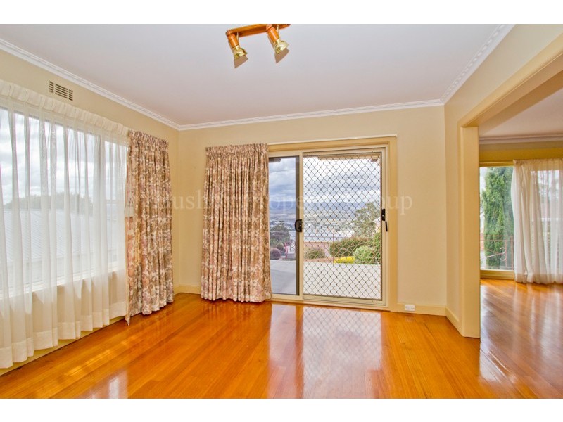 10 Delungra Road, Trevallyn TAS 7250