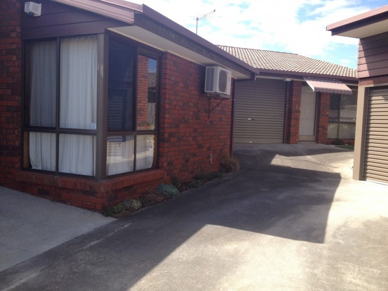 2/10 Rennie Court, Norwood TAS 7250