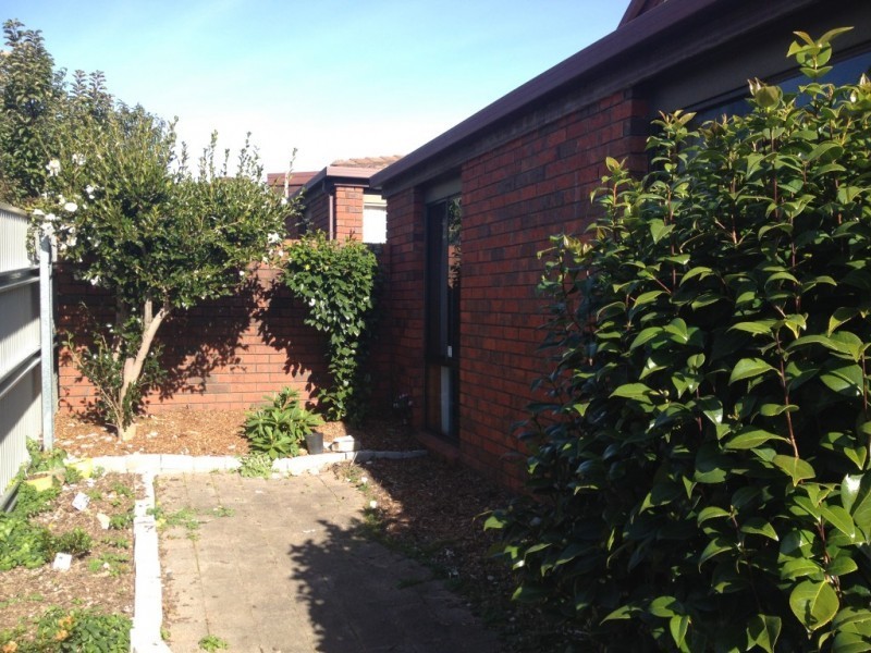 2/10 Rennie Court, Norwood TAS 7250