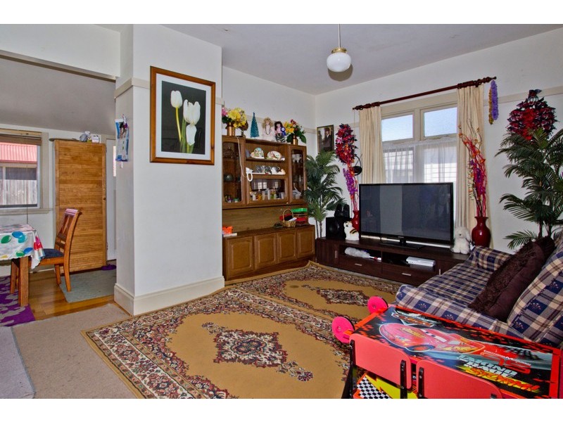 1/10 Winston Street, Mowbray TAS 7248