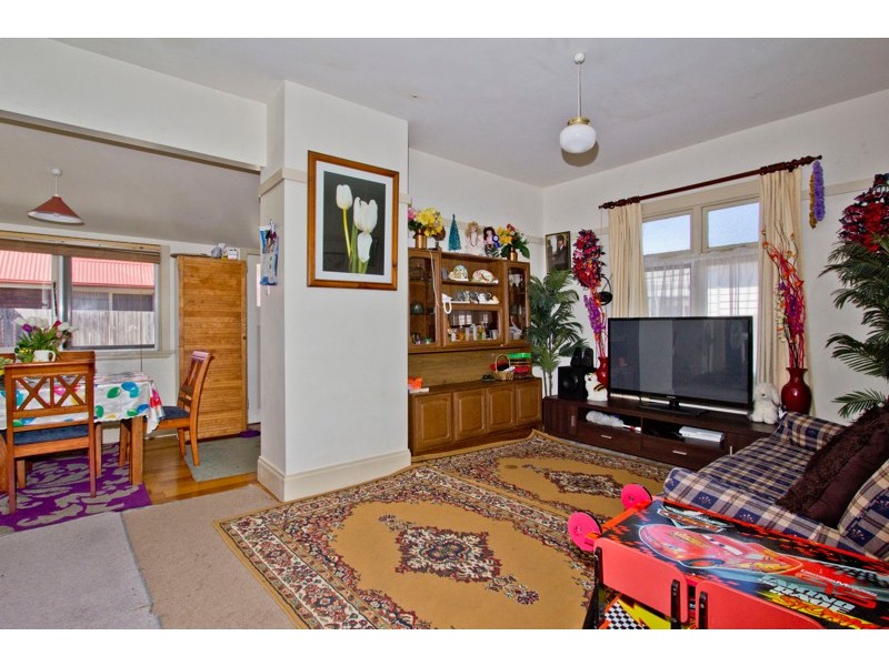 1/10 Winston Street, Mowbray TAS 7248