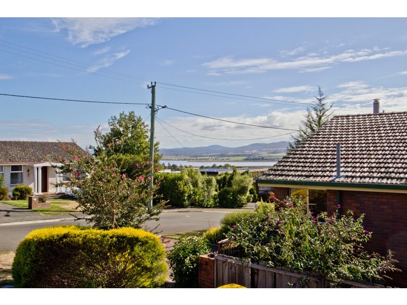 25 Andrea Place, Riverside TAS 7250