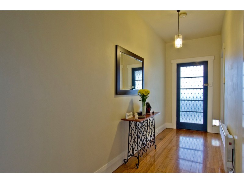 6 Quarry Road, West Launceston TAS 7250