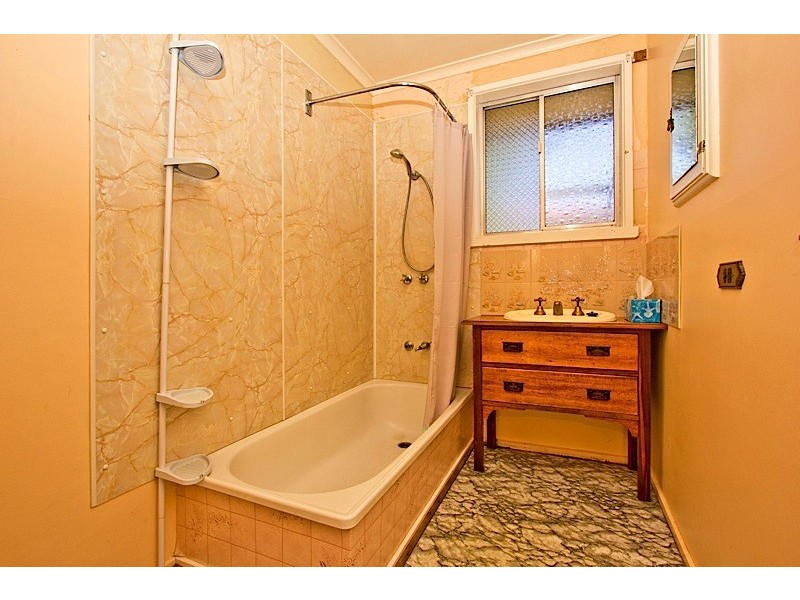 3 Hazelwood Parade, Ravenswood TAS 7250