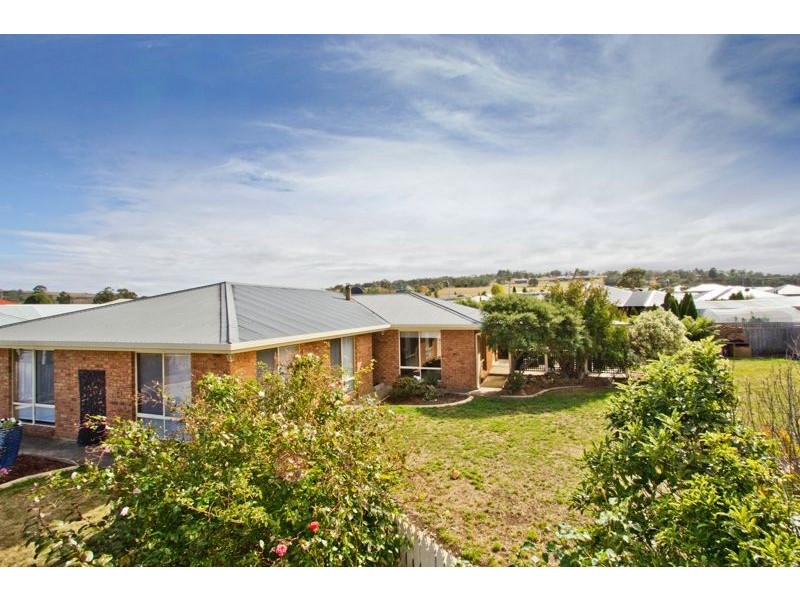 6 Blackwood Drive, Perth TAS 7300