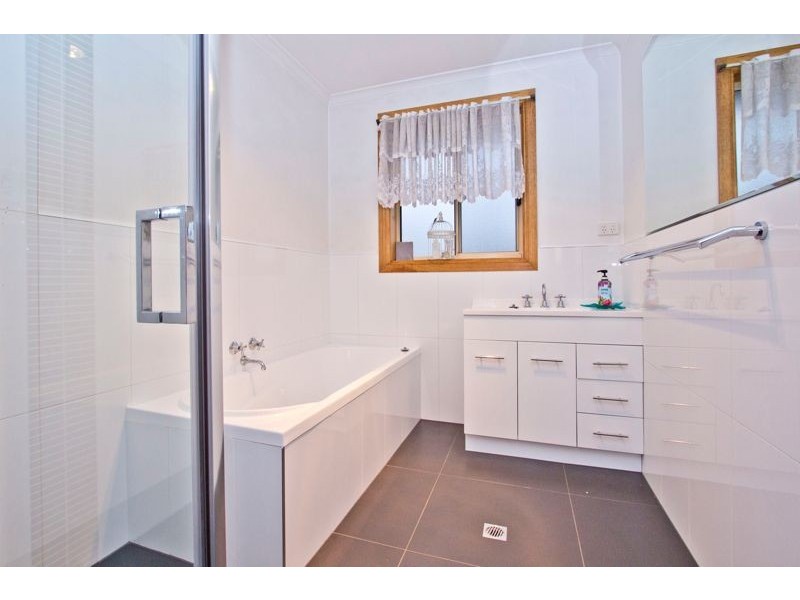 6 Blackwood Drive, Perth TAS 7300
