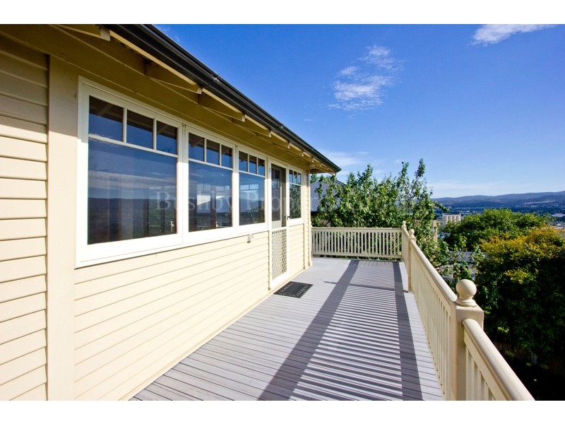6 South Esk Road, Trevallyn TAS 7250