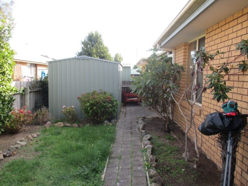 2/2 Roger Retreat, Newnham TAS 7248