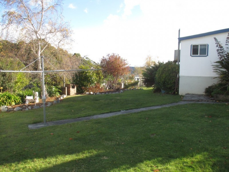 2 Charles Street, Branxholm TAS 7261