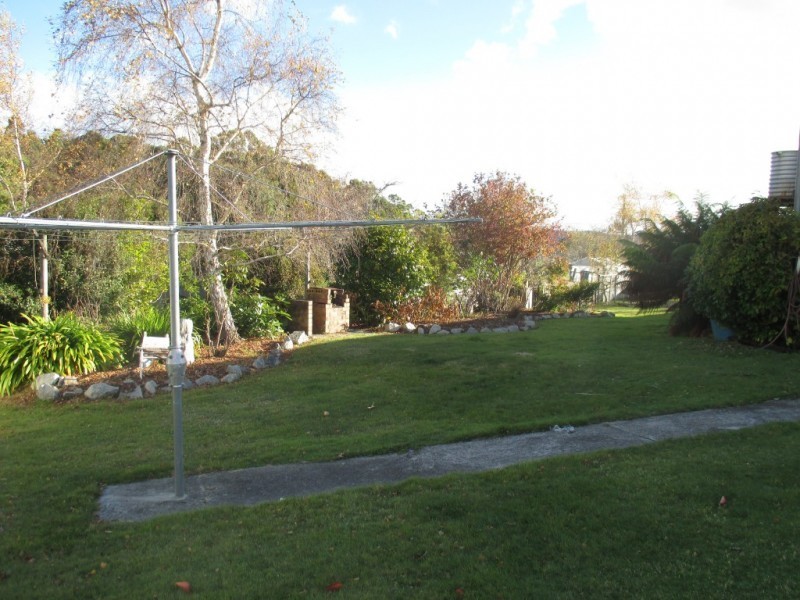 2 Charles Street, Branxholm TAS 7261