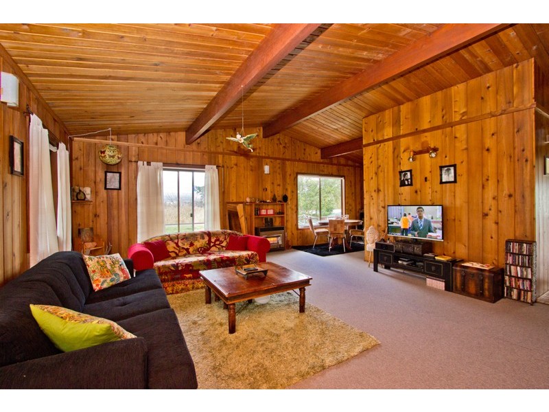 11 Valley Street, Trevallyn TAS 7250