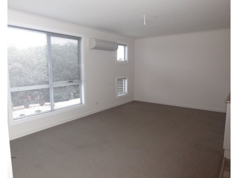 4/24 Benjamin Street, Trevallyn TAS 7250