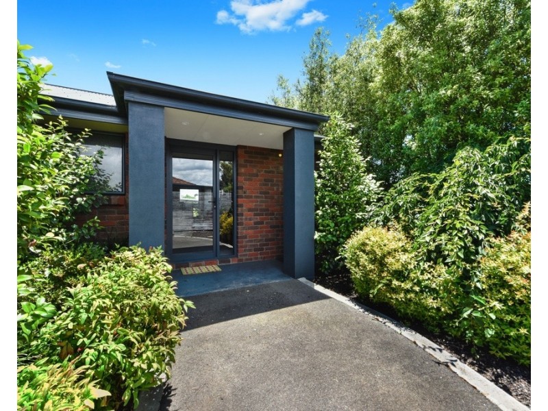 2/62 Haig Street, Mowbray TAS 7248