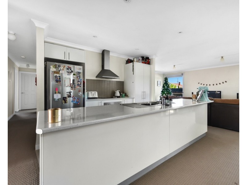 2/62 Haig Street, Mowbray TAS 7248