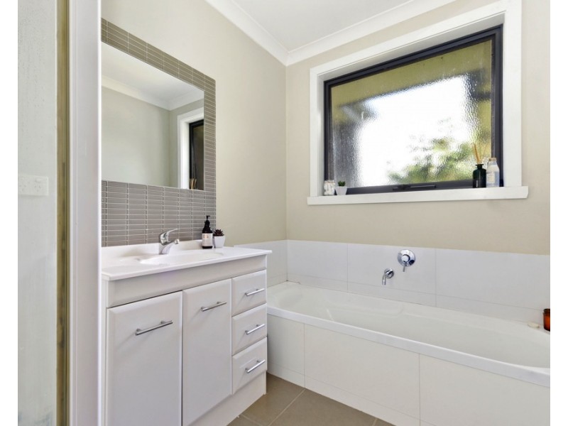 2/62 Haig Street, Mowbray TAS 7248