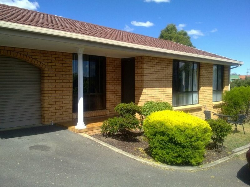 2/155 Peel Street, Summerhill TAS 7250