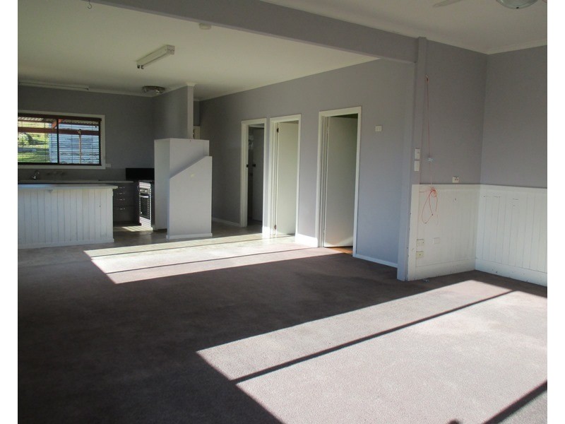 5354 Bass Highway, Deloraine TAS 7304