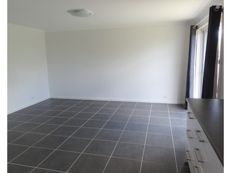 2/13 Foch Street, Mowbray TAS 7248