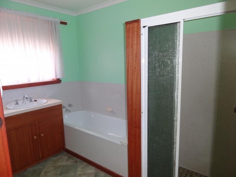 1/21 Walkers Avenue, Newnham TAS 7248