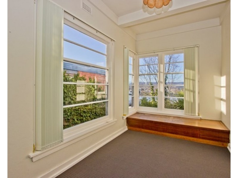 2/5 Trevallyn Road, Trevallyn TAS 7250