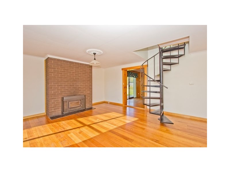 1 Kertch Road, St Leonards TAS 7250